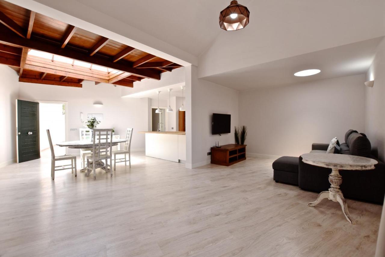 Sunny Bungalow In Front Of The Sea 3 Bedrooms Costa Teguise Kültér fotó