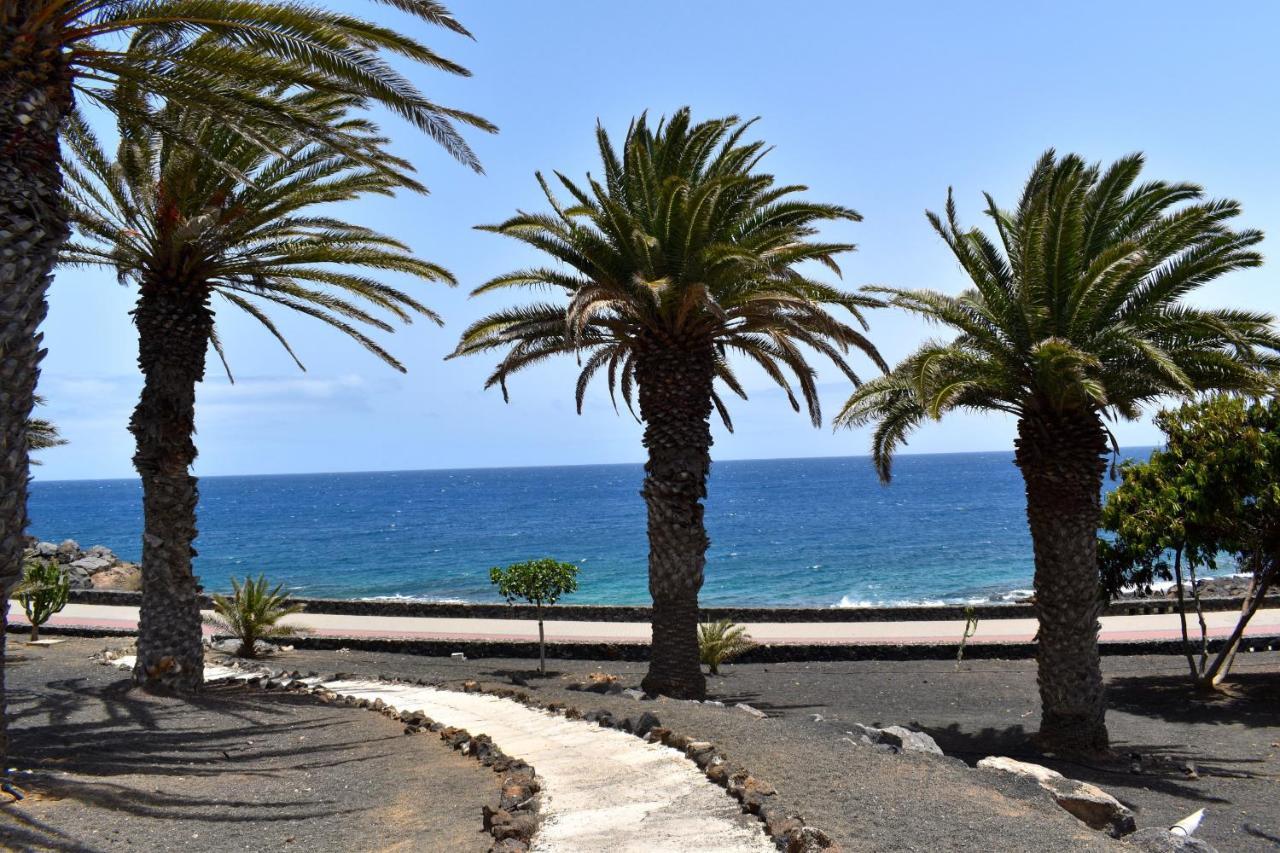 Sunny Bungalow In Front Of The Sea 3 Bedrooms Costa Teguise Kültér fotó
